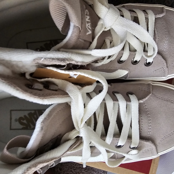 Vans Women's Filmore Hi- Tops size 8.5 - Picture 3 of 7